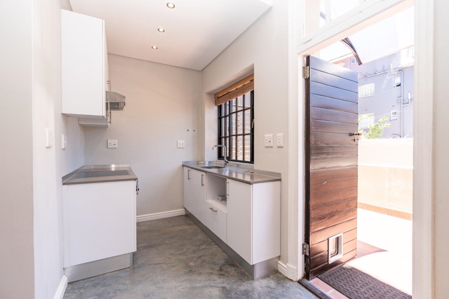 To Let 1 Bedroom Property for Rent in Gardens Western Cape